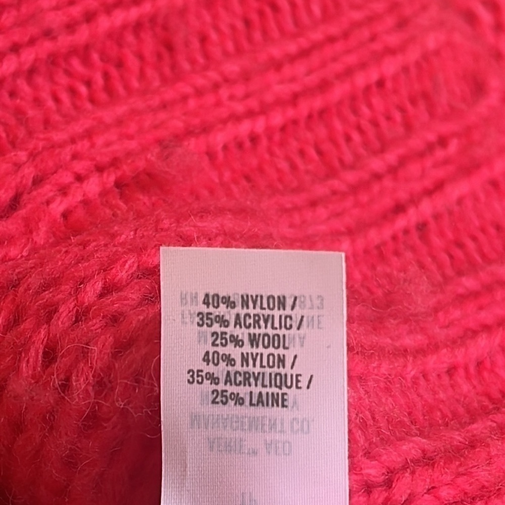 Aerie Hot Pink Knitted Sweater Size XS Long Sleeve, slightly oversized - Picture 8 of 9